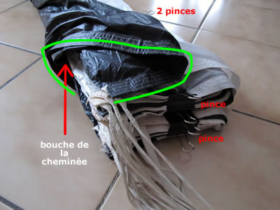 pliage du parachute de vol libre : écope de la cheminée